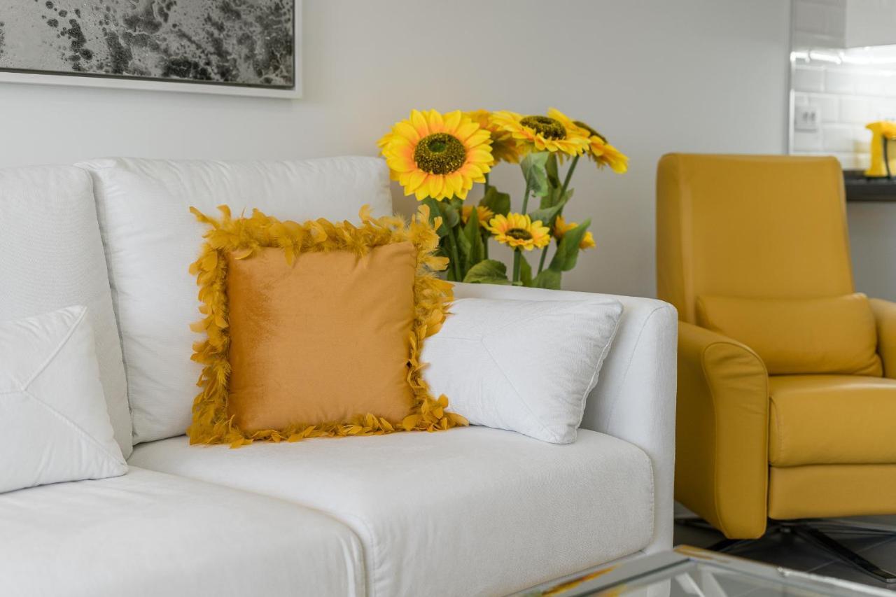 Buenavista Sunflower Apartment In Playa La Arena Пуэрто-де-Сантьяго Экстерьер фото